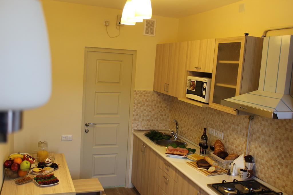5Th Floor Guest House Erivan Exterior foto