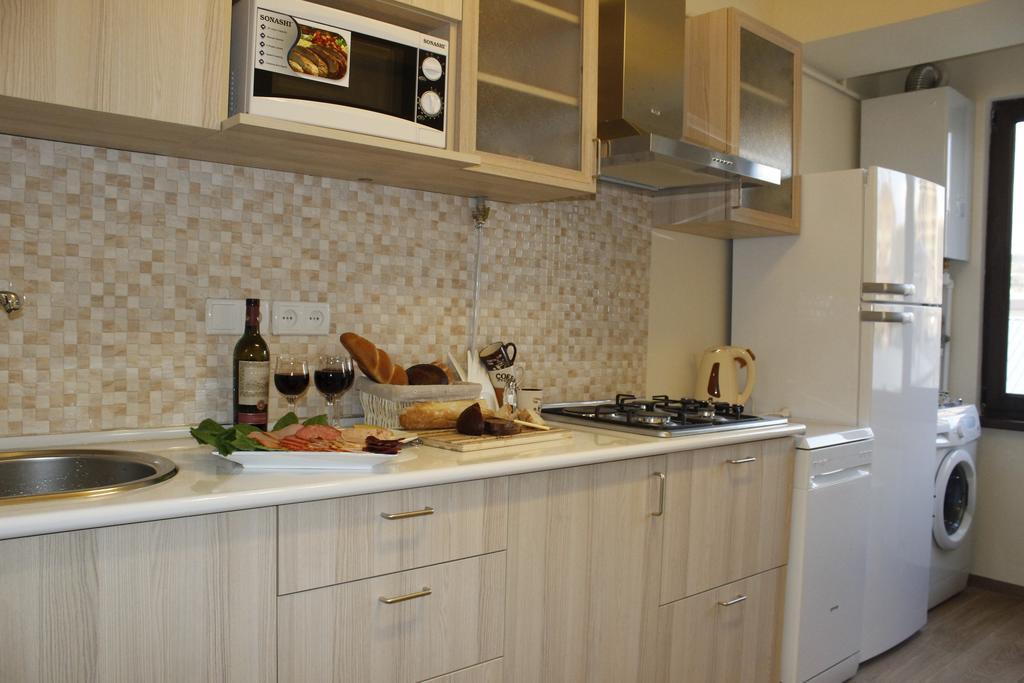 5Th Floor Guest House Erivan Exterior foto